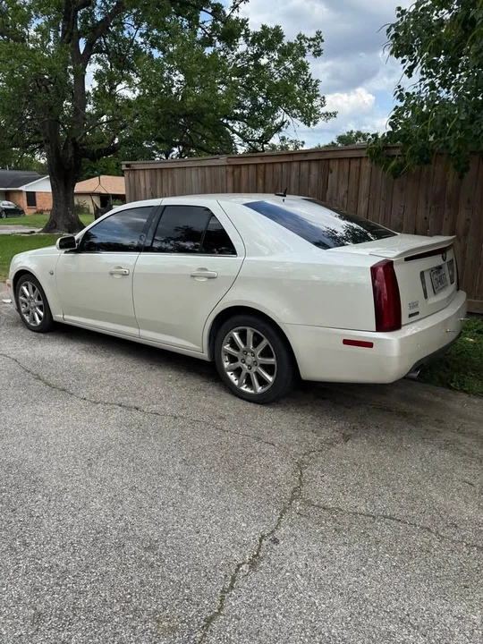 2005 Cadillac STS - Image 3 of 5