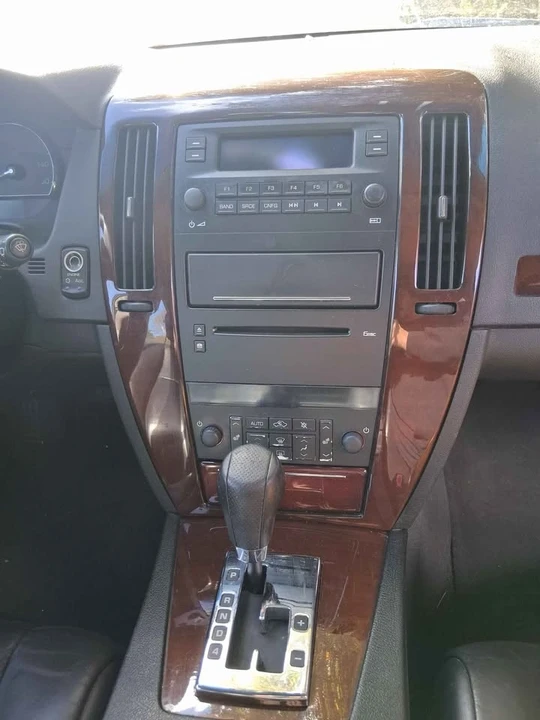 2005 Cadillac STS - Image 6 of 9