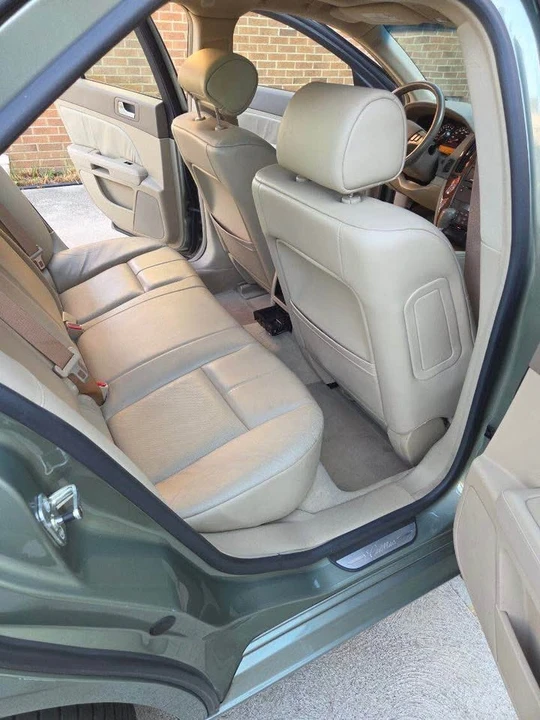 2005 Cadillac STS - Image 8 of 9