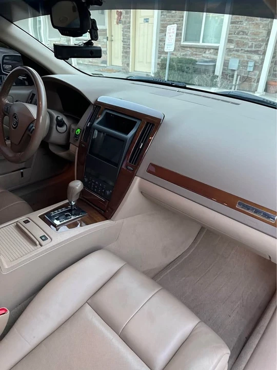 2005 Cadillac STS - Image 13 of 17