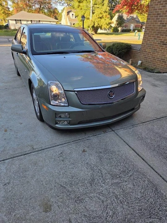 2005 Cadillac STS - Image 2 of 9