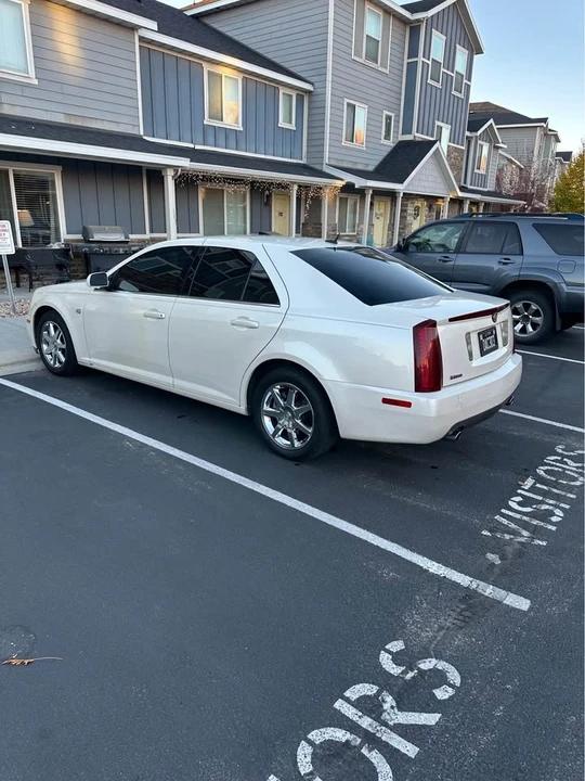 2005 Cadillac STS - Image 2 of 17