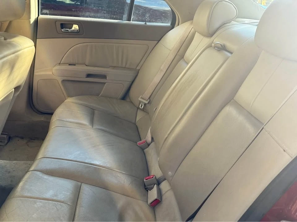 2005 Cadillac STS - Image 13 of 14