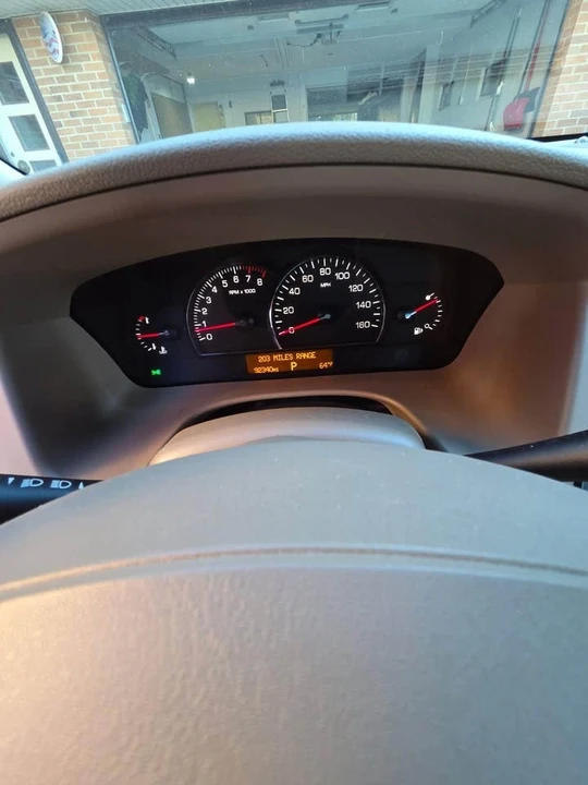 2005 Cadillac STS - Image 6 of 9