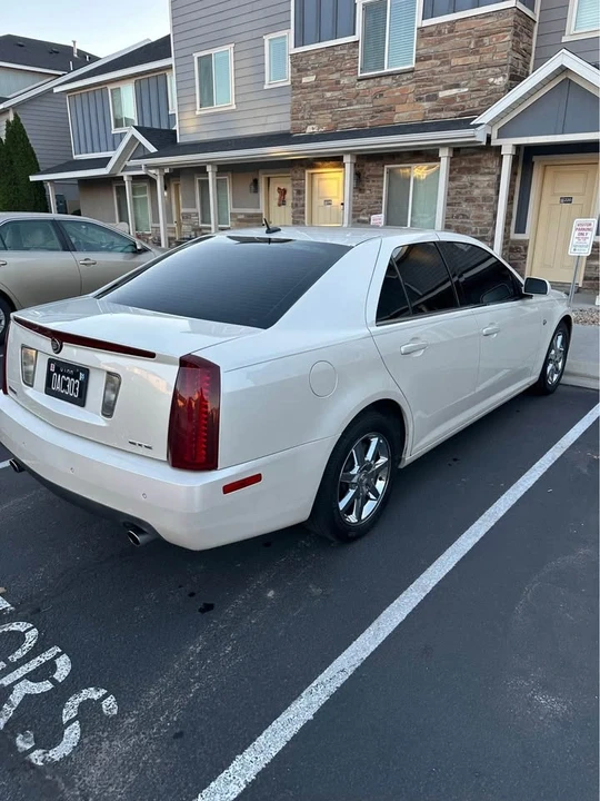 2005 Cadillac STS - Image 4 of 17