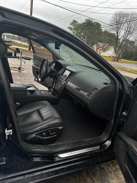 2005 Cadillac STS - Image 2 of 5