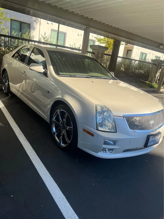 2005 Cadillac STS - Image 7 of 9