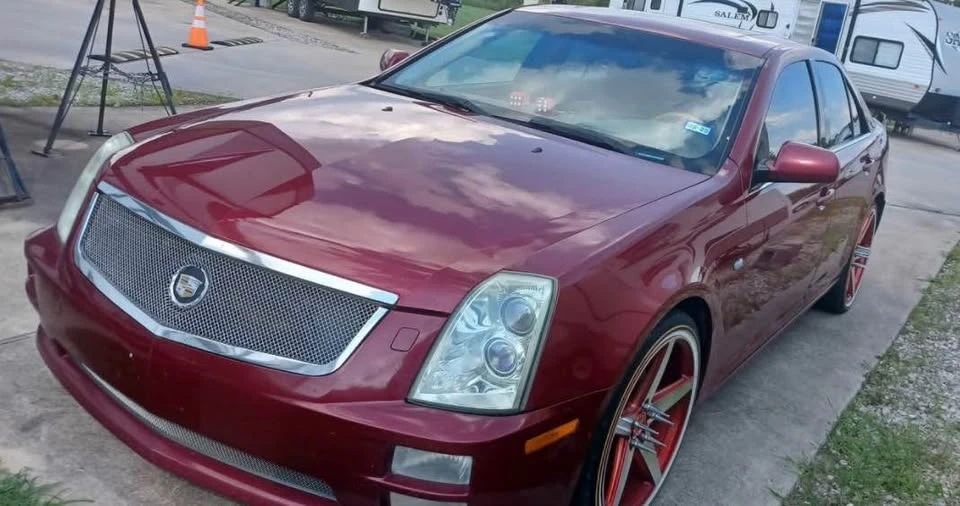 2005 Cadillac STS - Image 2 of 13