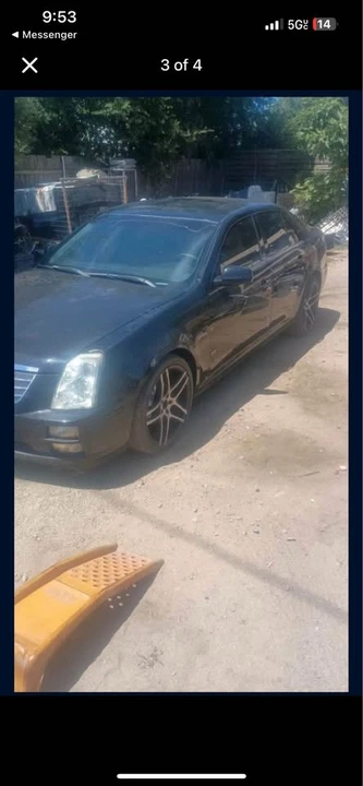 2005 Cadillac STS - Image 2 of 4