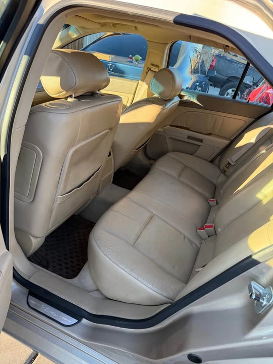 2005 Cadillac STS - Image 11 of 12