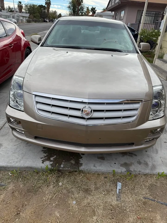 2005 Cadillac STS - Image 5 of 12