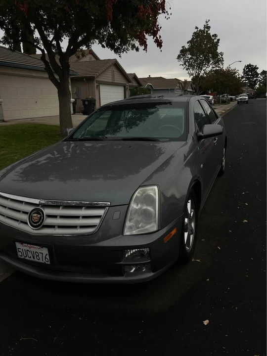 2005 Cadillac STS - Image 3 of 4