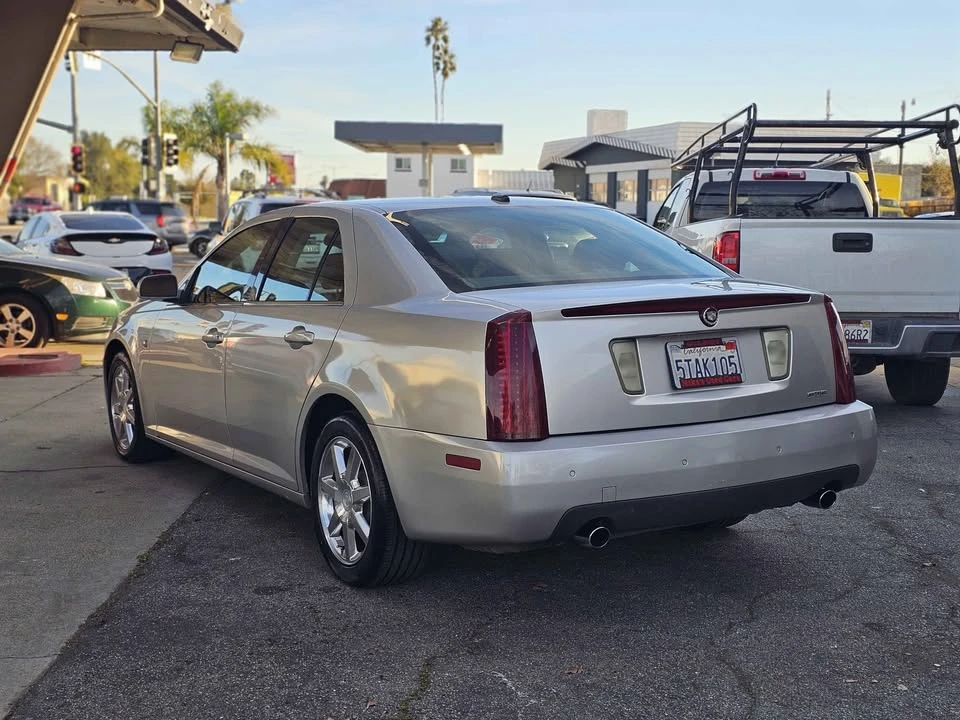 2005 Cadillac STS - Image 4 of 8