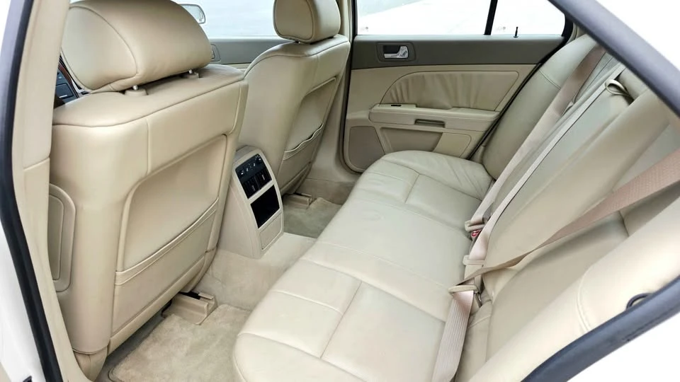 2005 Cadillac STS - Image 8 of 16