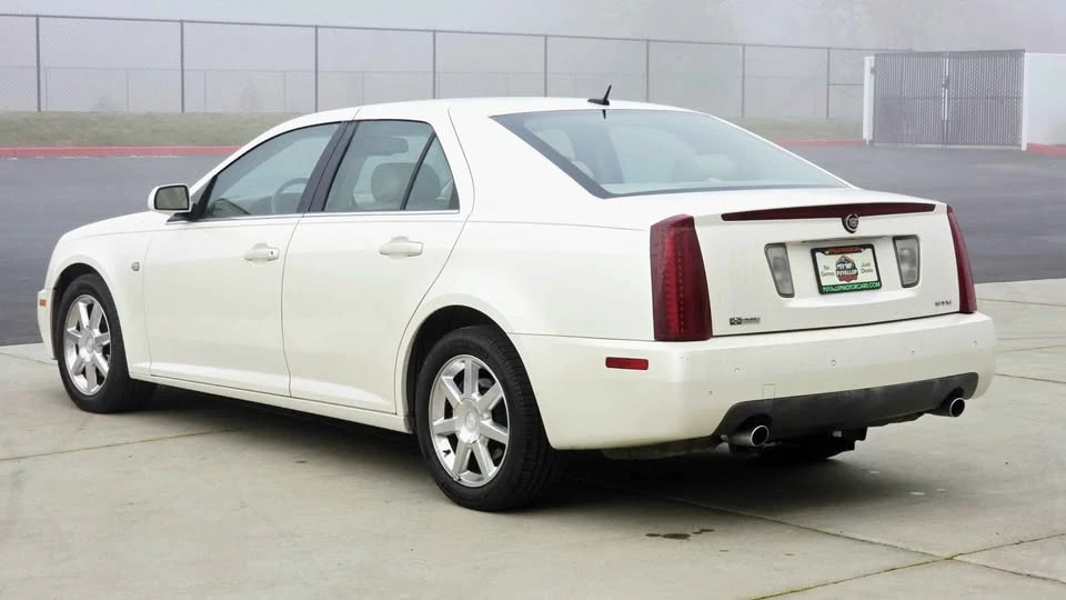 2005 Cadillac STS - Image 2 of 16