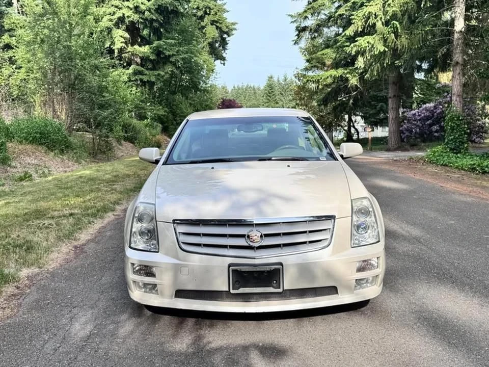 2005 Cadillac STS - Image 8 of 16