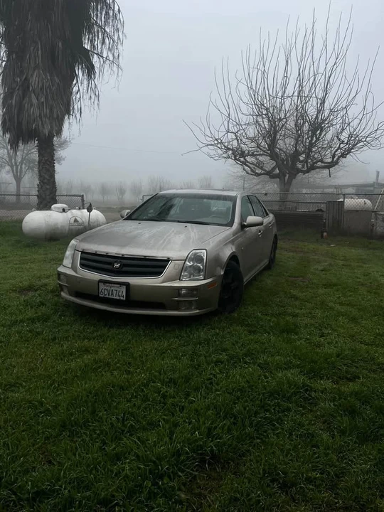 2005 Cadillac STS - Image 4 of 5