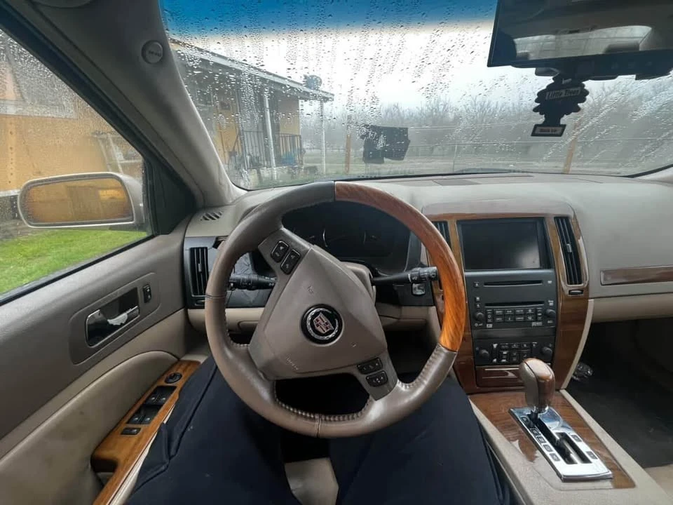 2005 Cadillac STS - Image 5 of 5