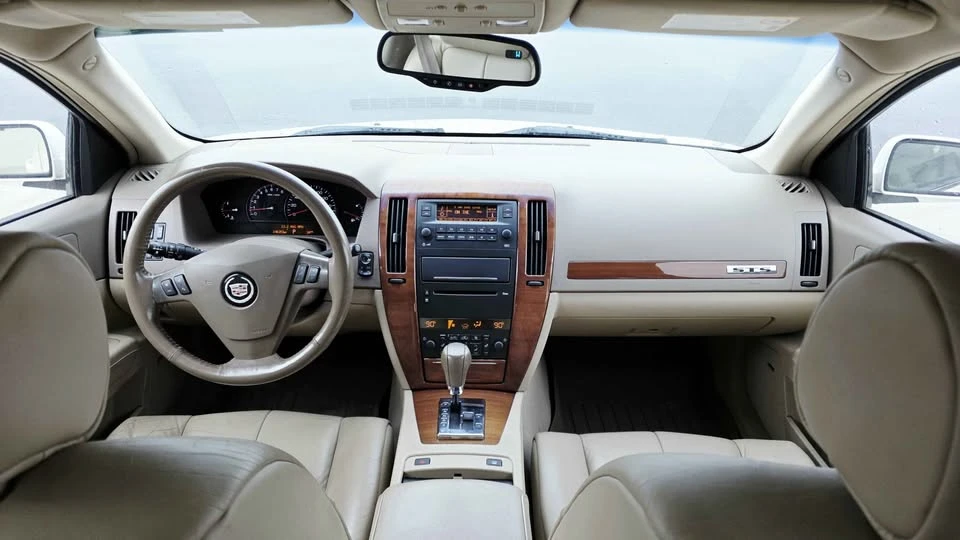 2005 Cadillac STS - Image 11 of 16