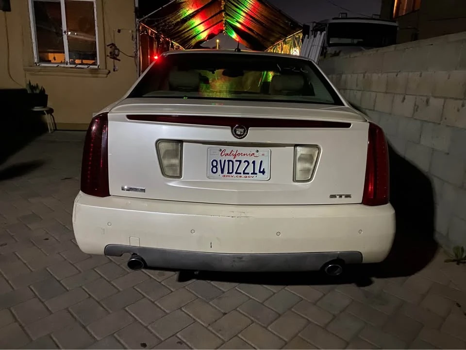2005 Cadillac STS - Image 5 of 9