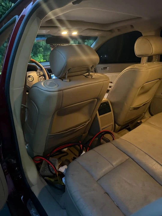 2005 Cadillac STS - Image 3 of 7