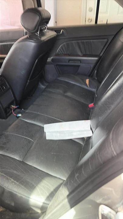 2005 Cadillac STS - Image 5 of 5