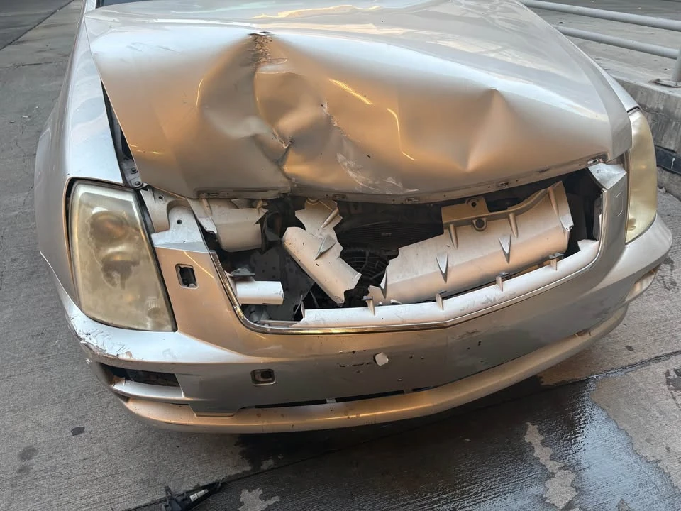 2005 Cadillac STS - Image 4 of 11