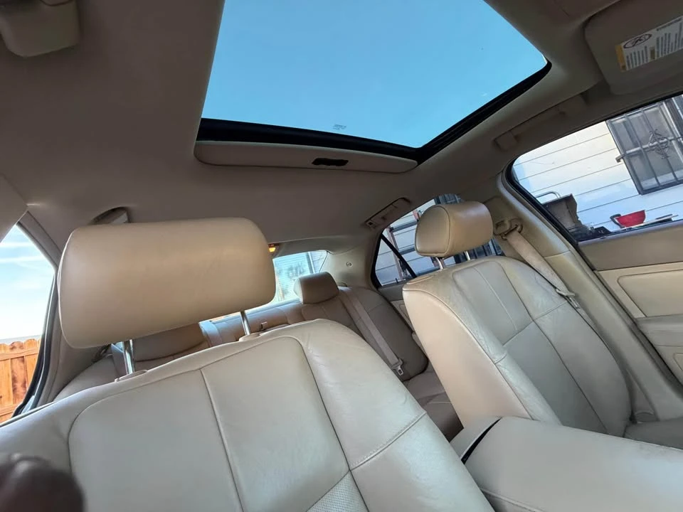 2005 Cadillac STS - Image 15 of 17