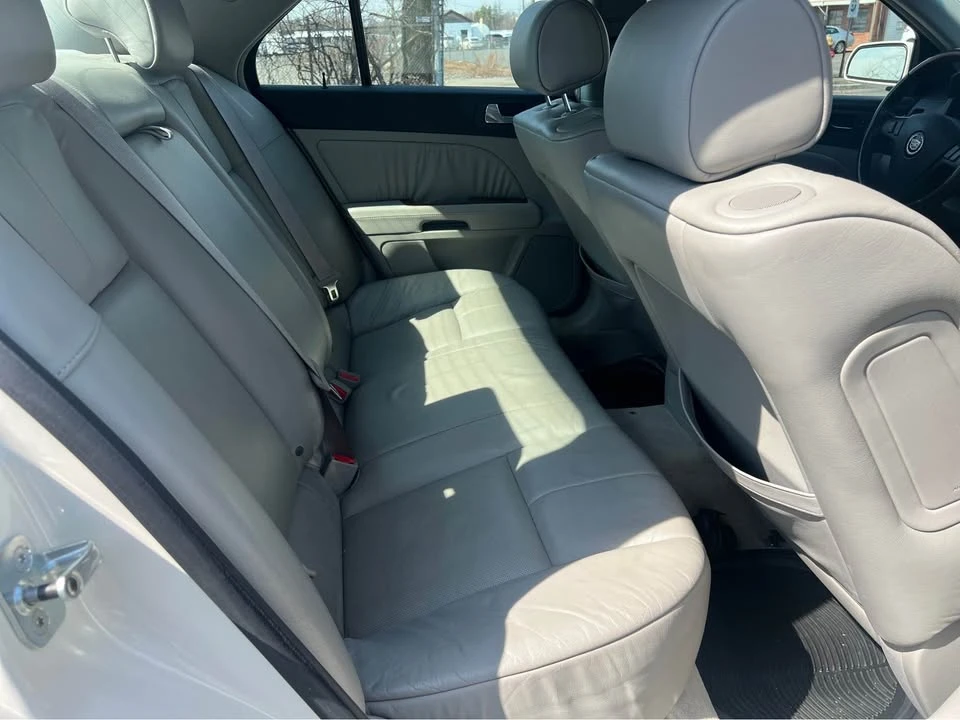 2005 Cadillac STS - Image 13 of 20