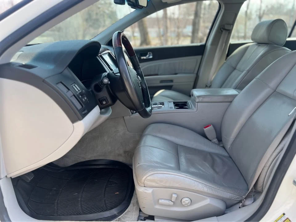 2005 Cadillac STS - Image 9 of 20