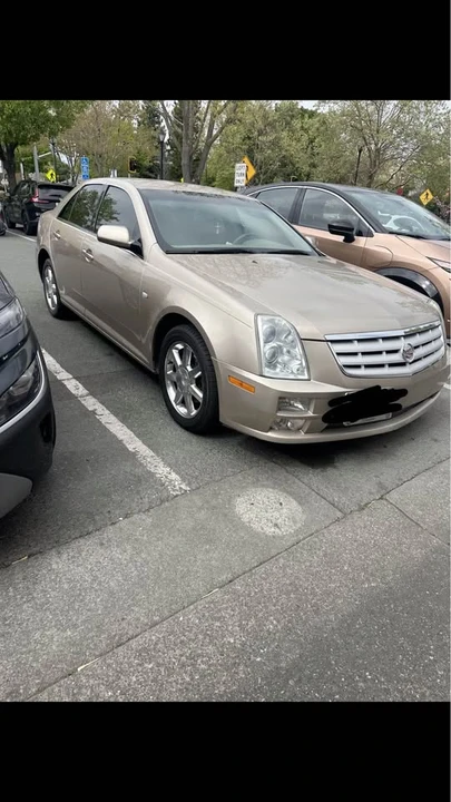 2005 Cadillac STS - Image 2 of 4