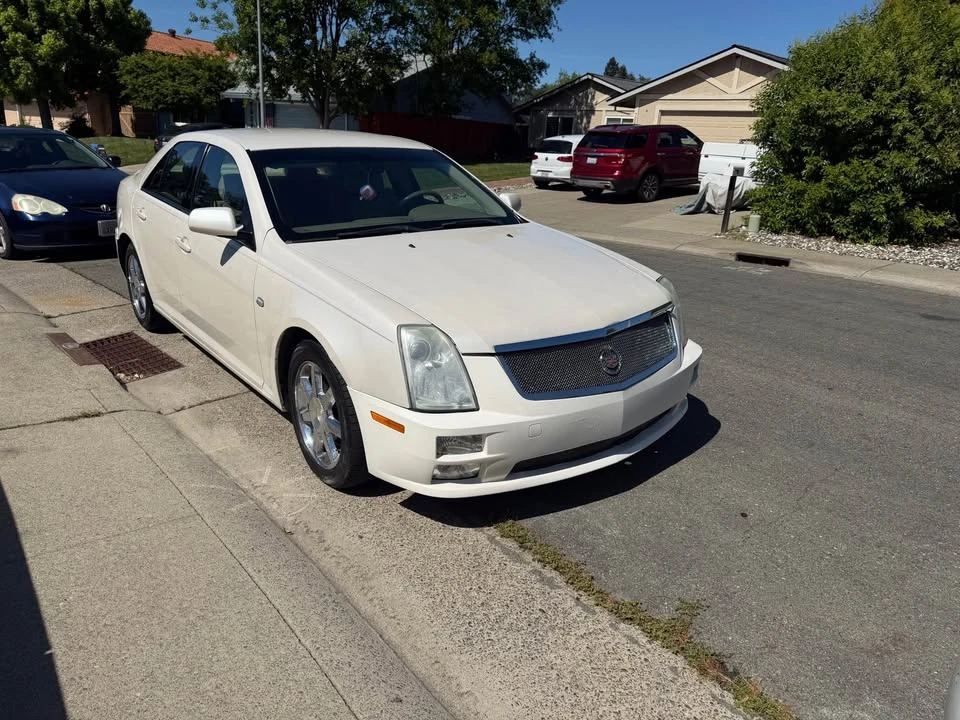 2005 Cadillac STS - Image 4 of 6