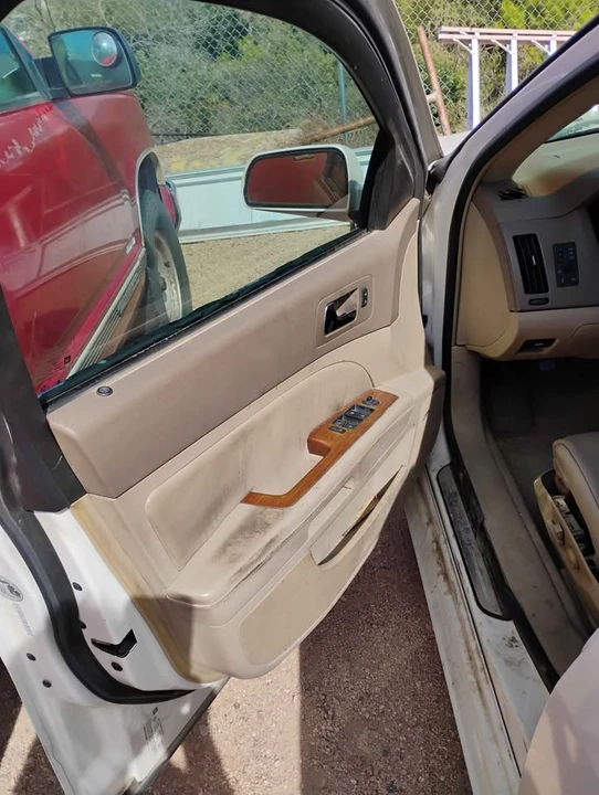 2005 Cadillac STS - Image 6 of 6