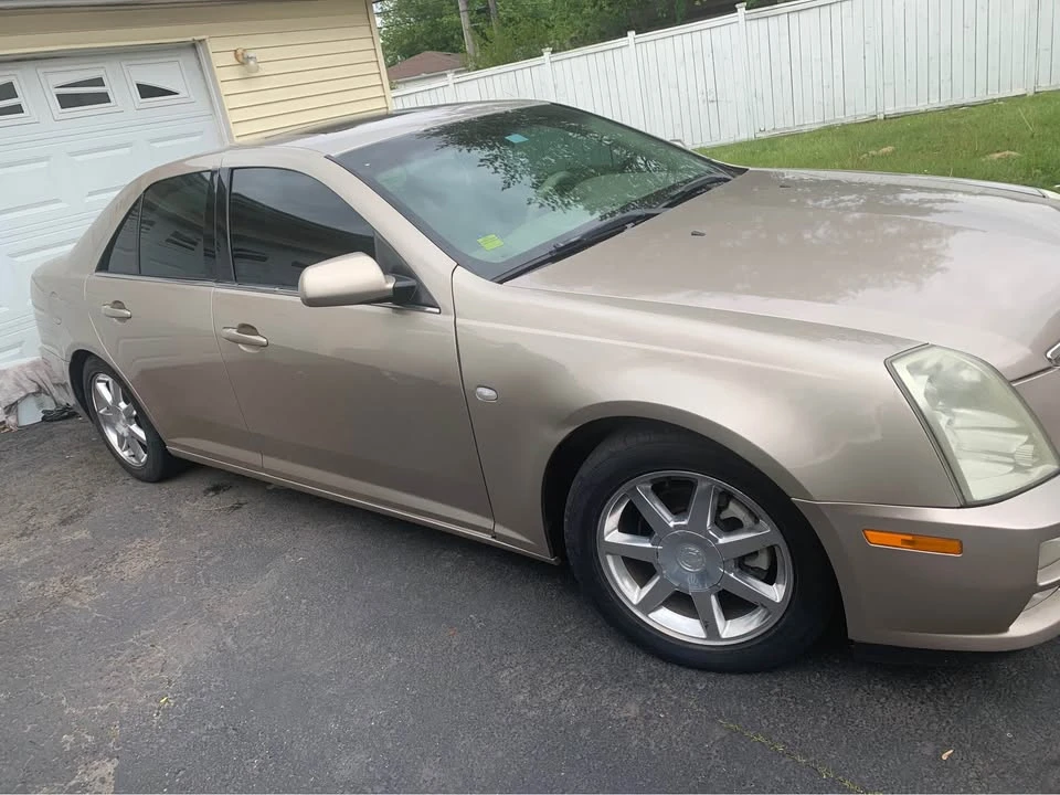 2005 Cadillac STS - Image 8 of 16