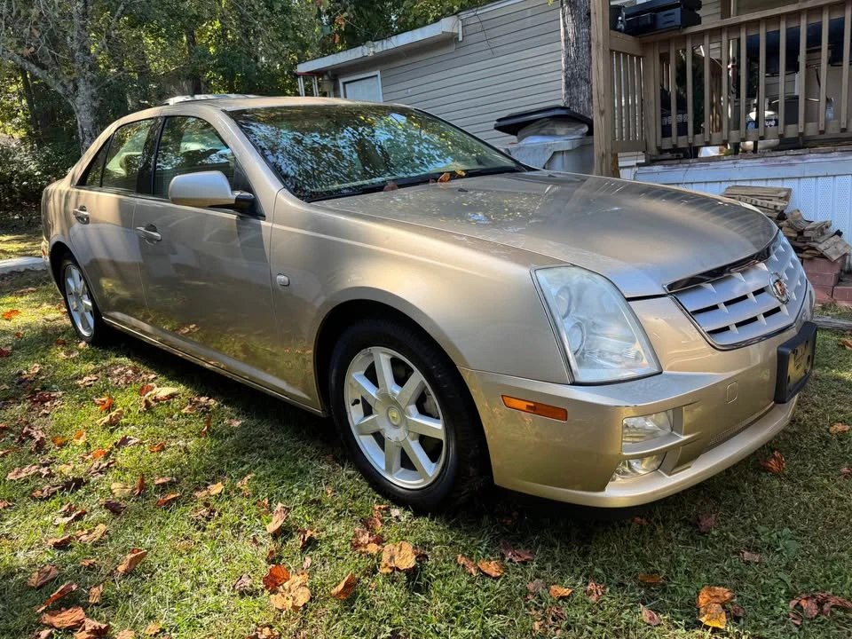 2005 Cadillac STS - Image 2 of 10