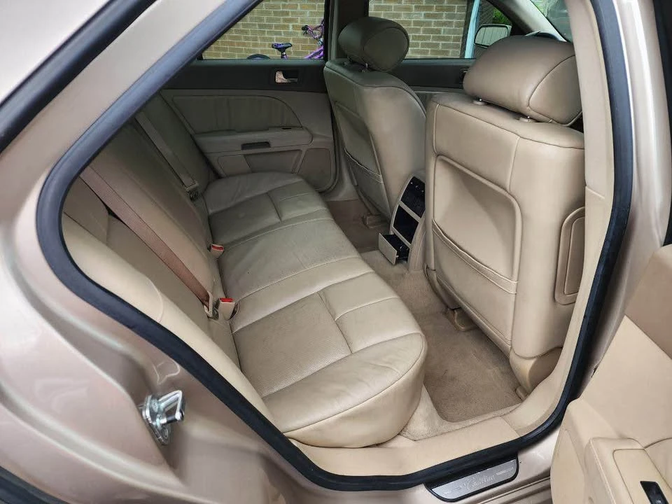 2005 Cadillac STS - Image 13 of 16