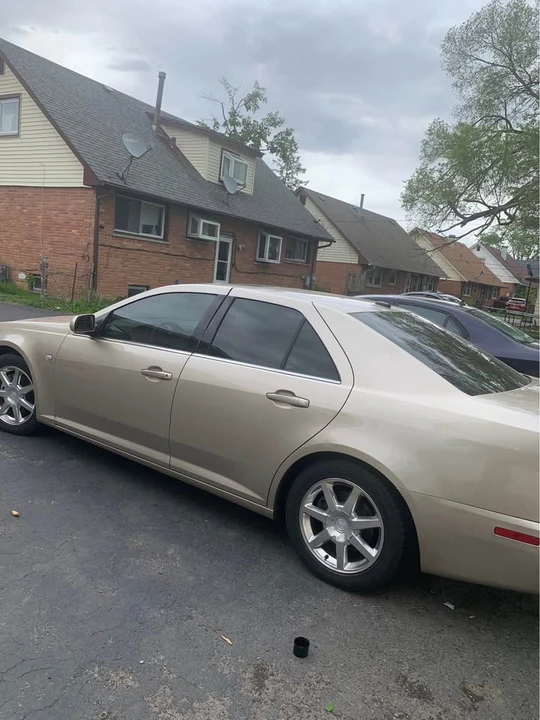 2005 Cadillac STS - Image 4 of 16