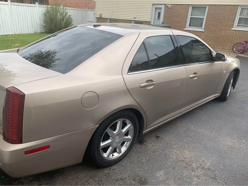 2005 Cadillac STS - Image 6 of 16