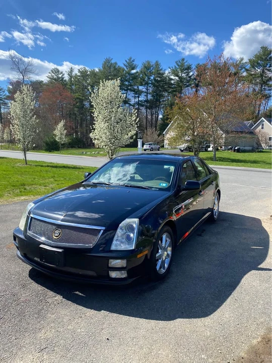 2005 Cadillac STS - Image 2 of 5