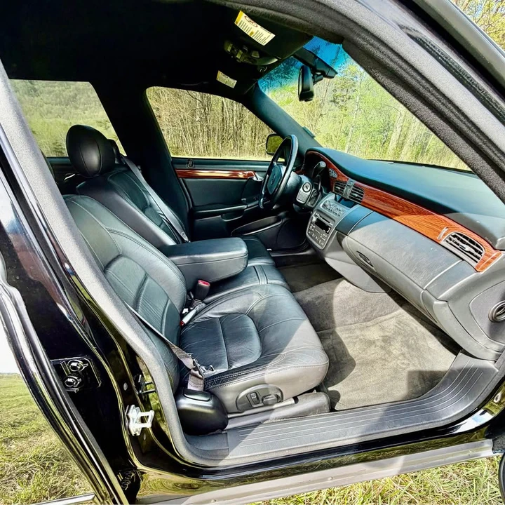 2005 Cadillac DeVille 8th Gen - Image 15 of 19