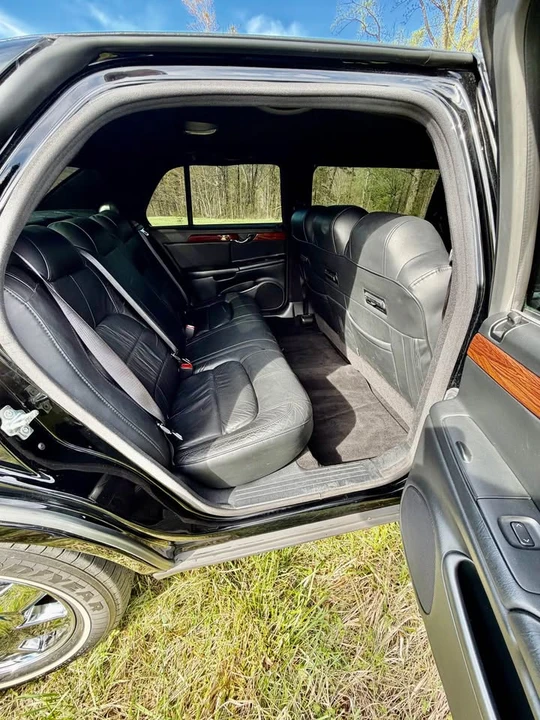 2005 Cadillac DeVille 8th Gen - Image 13 of 19