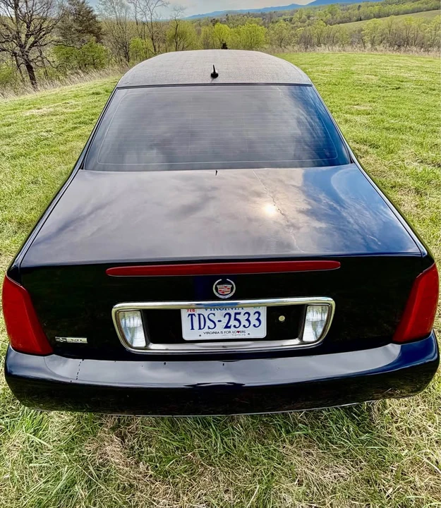 2005 Cadillac DeVille 8th Gen - Image 7 of 19