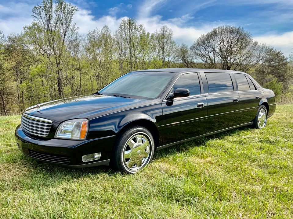2005 Cadillac DeVille 8th Gen - Image 2 of 19