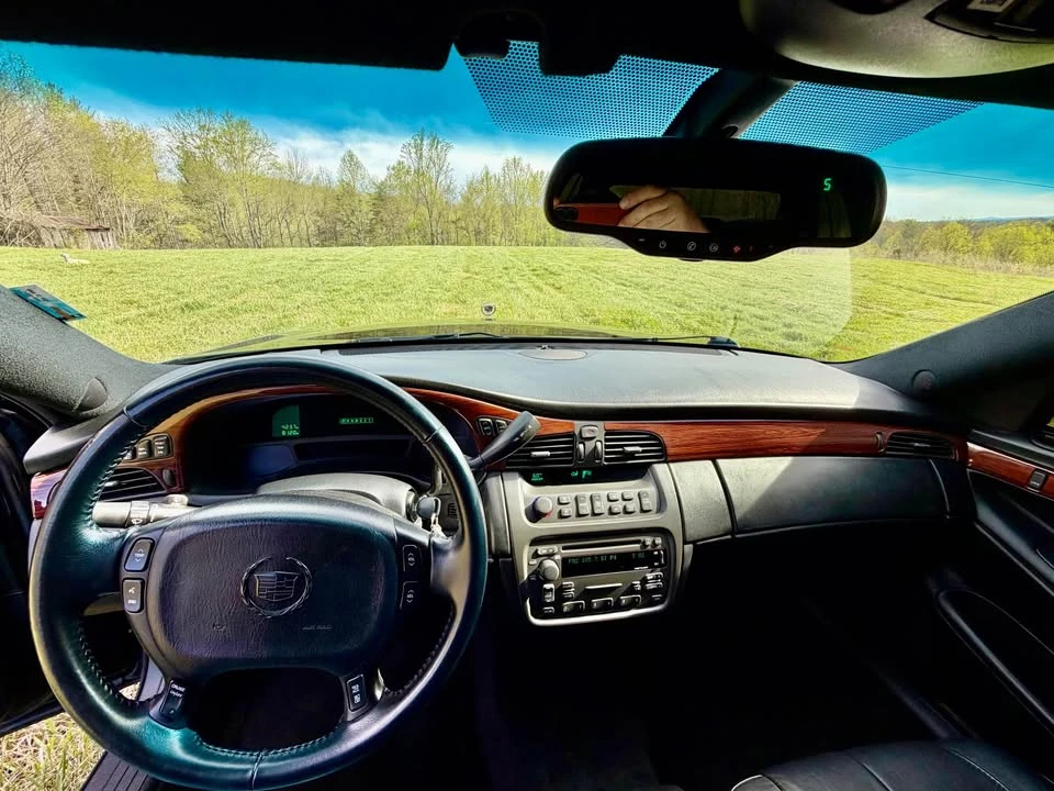 2005 Cadillac DeVille 8th Gen - Image 17 of 19