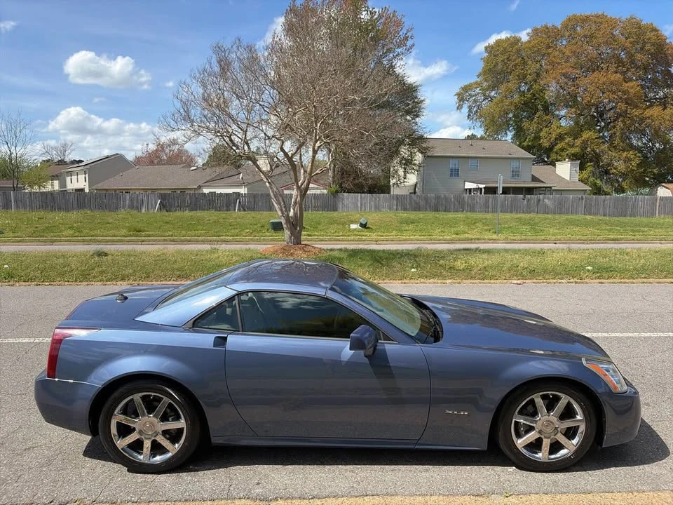 2005 Cadillac XLR - Image 6 of 20