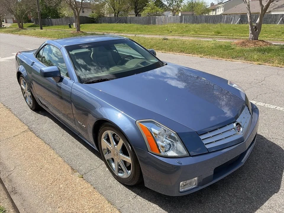 2005 Cadillac XLR - Image 7 of 20