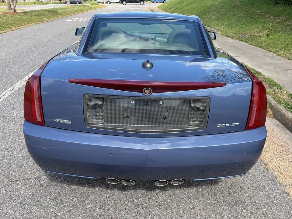 2005 Cadillac XLR - Image 4 of 20