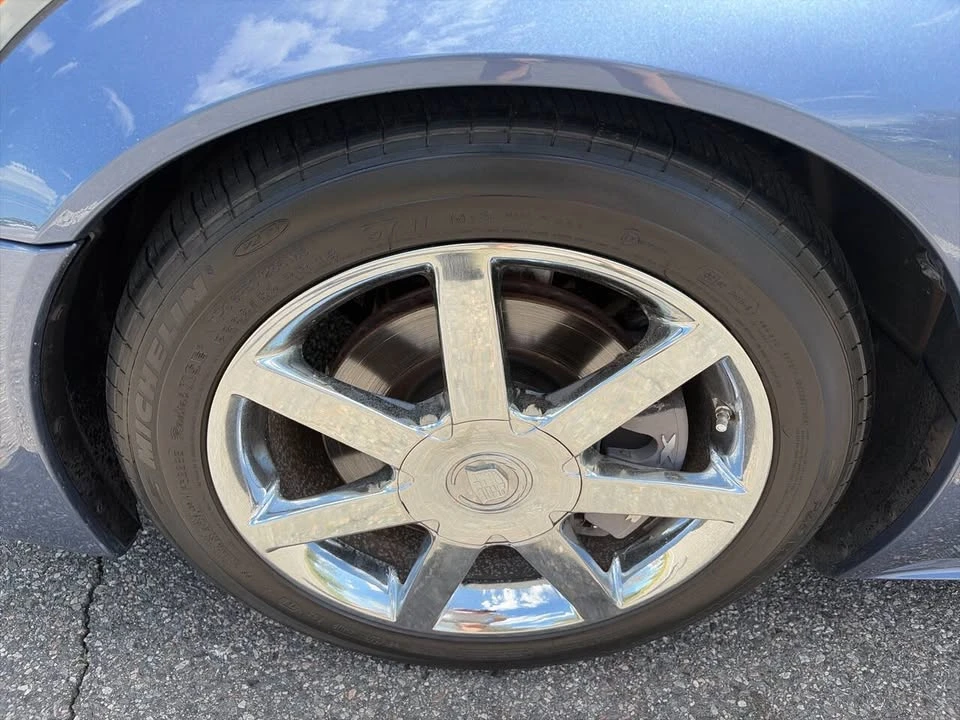 2005 Cadillac XLR - Image 16 of 20