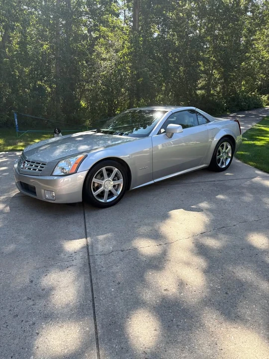 2005 Cadillac XLR - Image 10 of 12