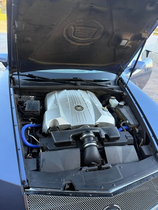 2005 Cadillac XLR - Image 7 of 11